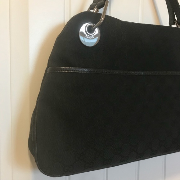 Black GG Canvas Gucci Eclipse Shoulder Bag - Picture 2 of 8